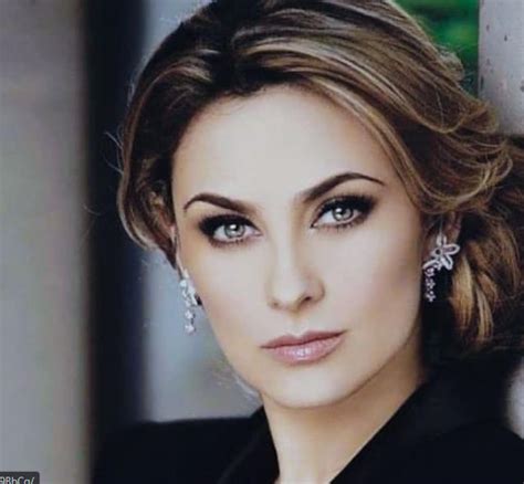 aracely arambula culo|Aracely Arámbula impacta con foto desnuda a sus 45 años .